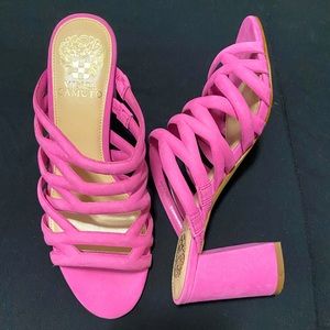 Vince Camuto Strappy Block heeled